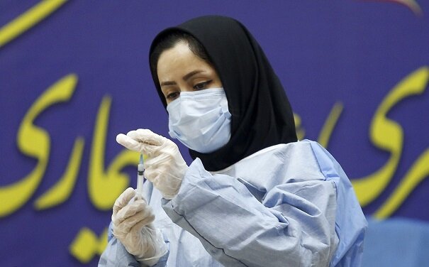 تا اوایل تابستان واکسن‌های ایرانی وارد بازار می‌شوند