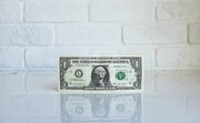 ریزش مختصر دلار