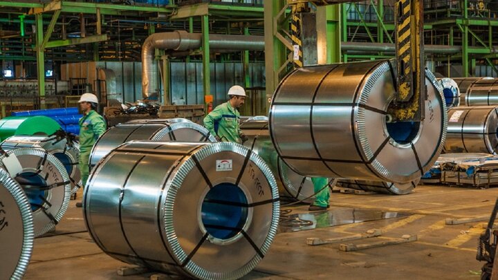 ایران با کاهش ۵۱ درصدی همچنان دهمین فولادساز جهان ماند