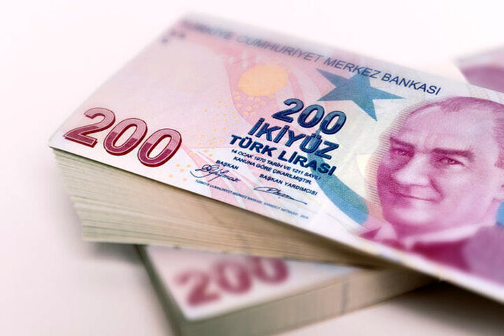 مداخله بانک مرکزی ترکیه ارزش لیر را بازهم پایین آورد
