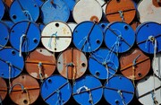 افت سنگین قیمت نفت در بازار جهانی