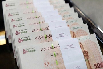 درآمدهای مالیاتی به بیش از دو برابر درآمدهای نفتی رسید