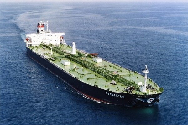 رویترز: دو کشتی حامل ۳ میلیون بشکه نفت و میعانات ایران بزودی به ونزوئلا می‌رسند