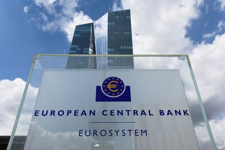 الزام بانک مرکزی اروپا به ادامه افزایش نرخ‌ بهره