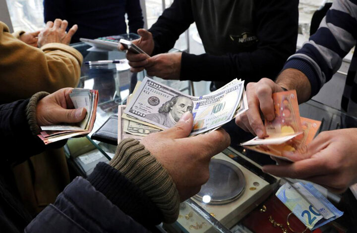 چند بانک بورسی و دولتی متولی فروش ارز در تعطیلات ۵ روزه شدند

