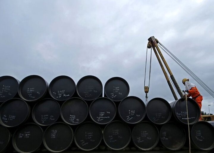 بازگشت به عقب قیمت نفت در بازار جهانی
