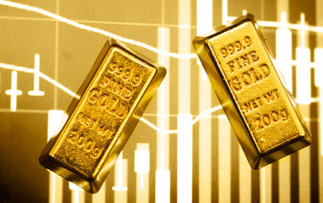 طلا پرید و دلار جاماند
