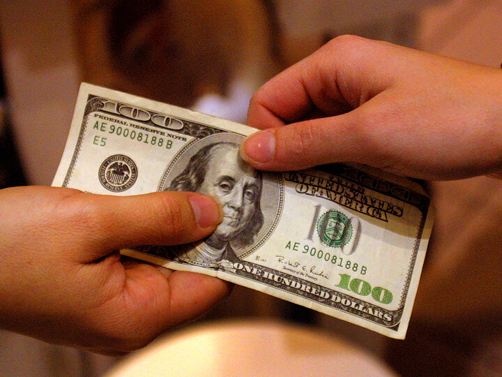 افزایش قیمت دلار در مرکز مبادله ارزی امروز ۱۳ آبان ماه