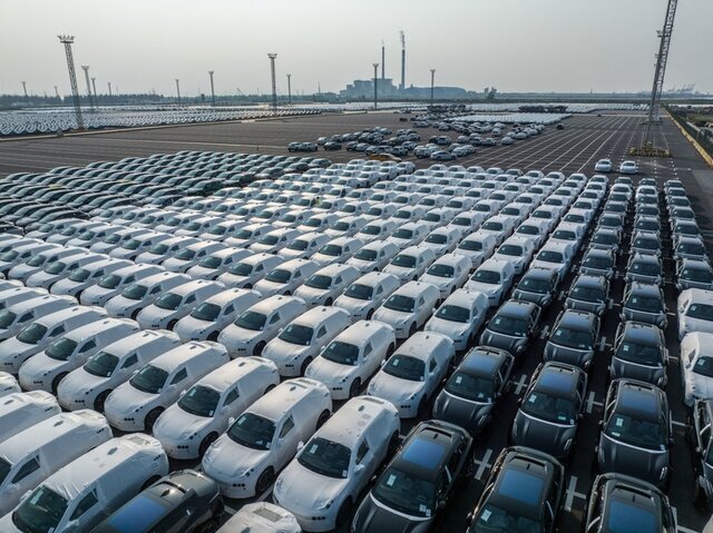 بازار خودروی روسیه در دست چین
